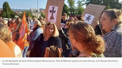 Illustration Les travailleurs dans la rue contre les licenciements