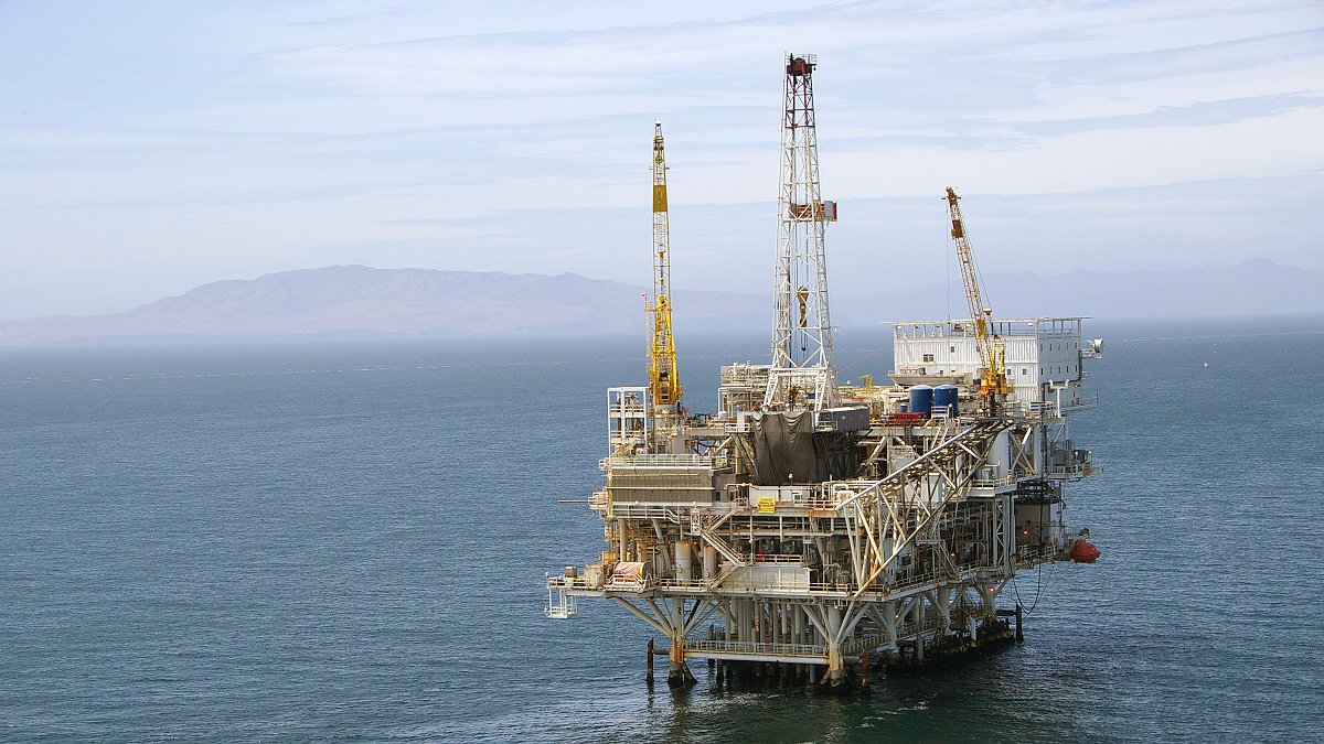 Illustration - par l'odeur du pétrole alléché...