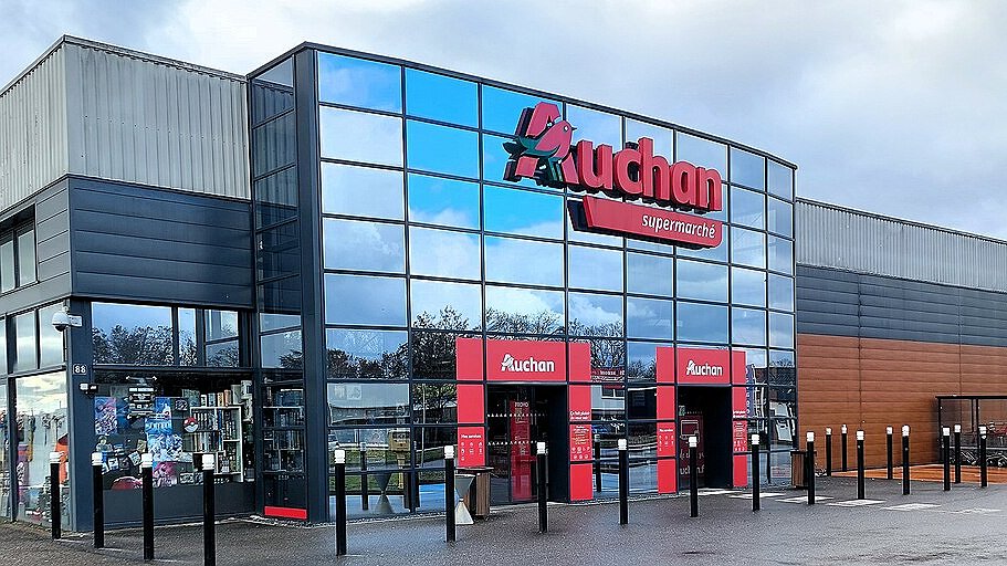 Illustration - grandes manoeuvres contre les travailleurs