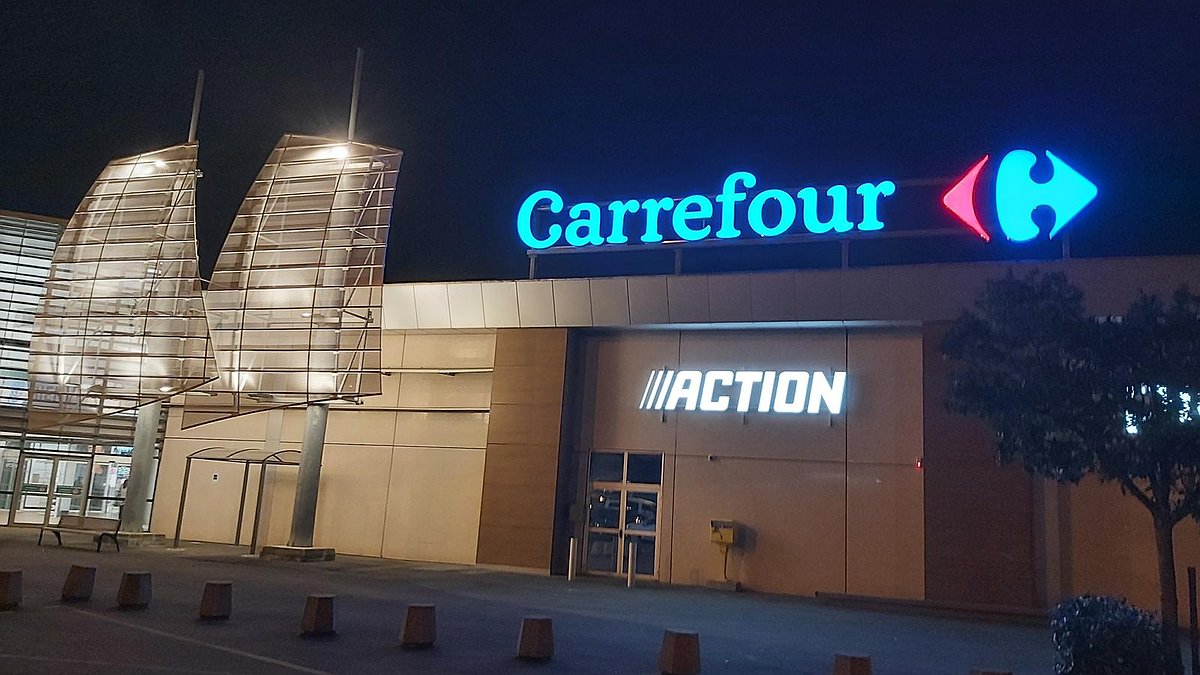 Illustration - À Carrefour (ex-Cora), les travailleurs se mobilisent