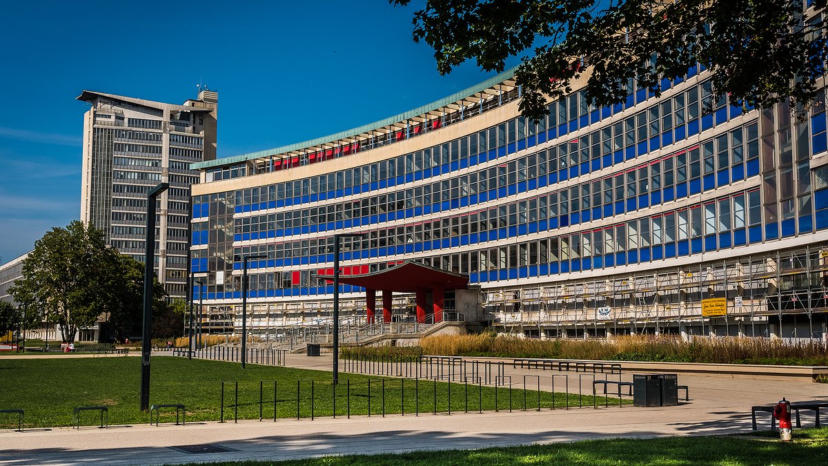 Illustration Étudiants étrangers exclus : une décision scandaleuse !