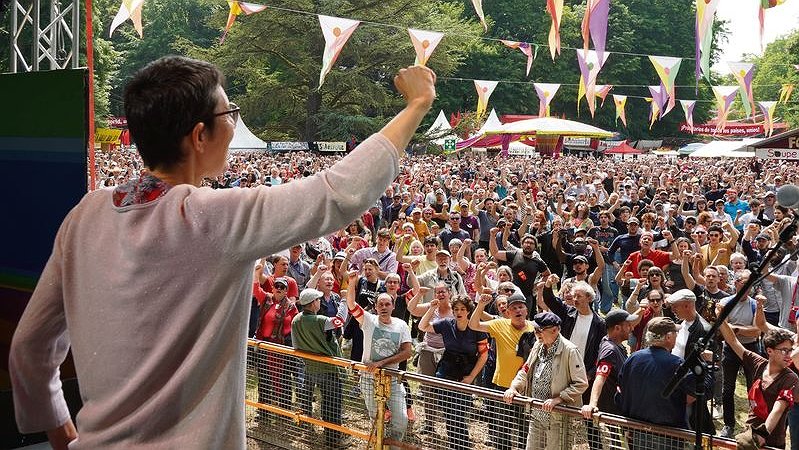 Illustration - Forums et débats